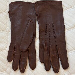 Women's Classic Brown Leather Gloves